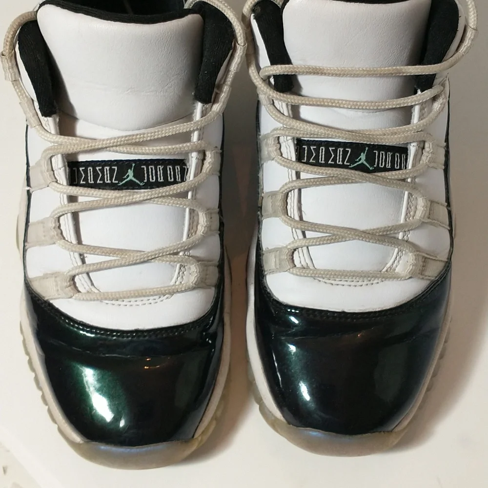 Nike Air Jordan 11 Retro Low, Iridescent Emerald And White Color, Youth Size 6.5